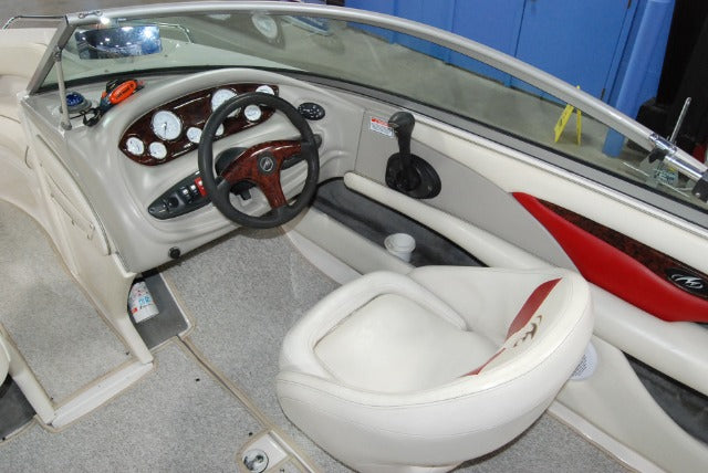 Pre-Owned 2005 Monterey 190 LS Montura BR photo 9