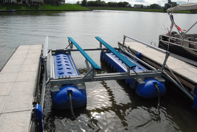 Pre-Owned 2022 Hydrohoist Ultralift 6600 lb. photo 2